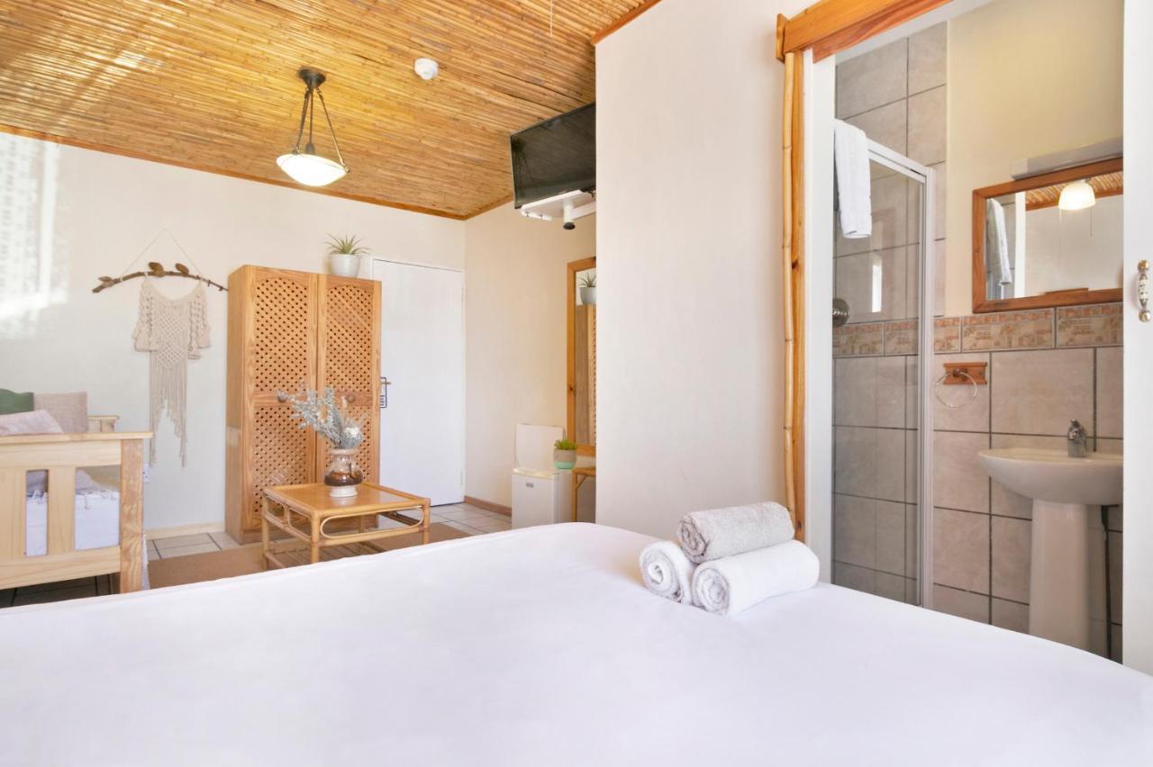 The Bohemian Guesthouse Cape Town Bagian luar foto