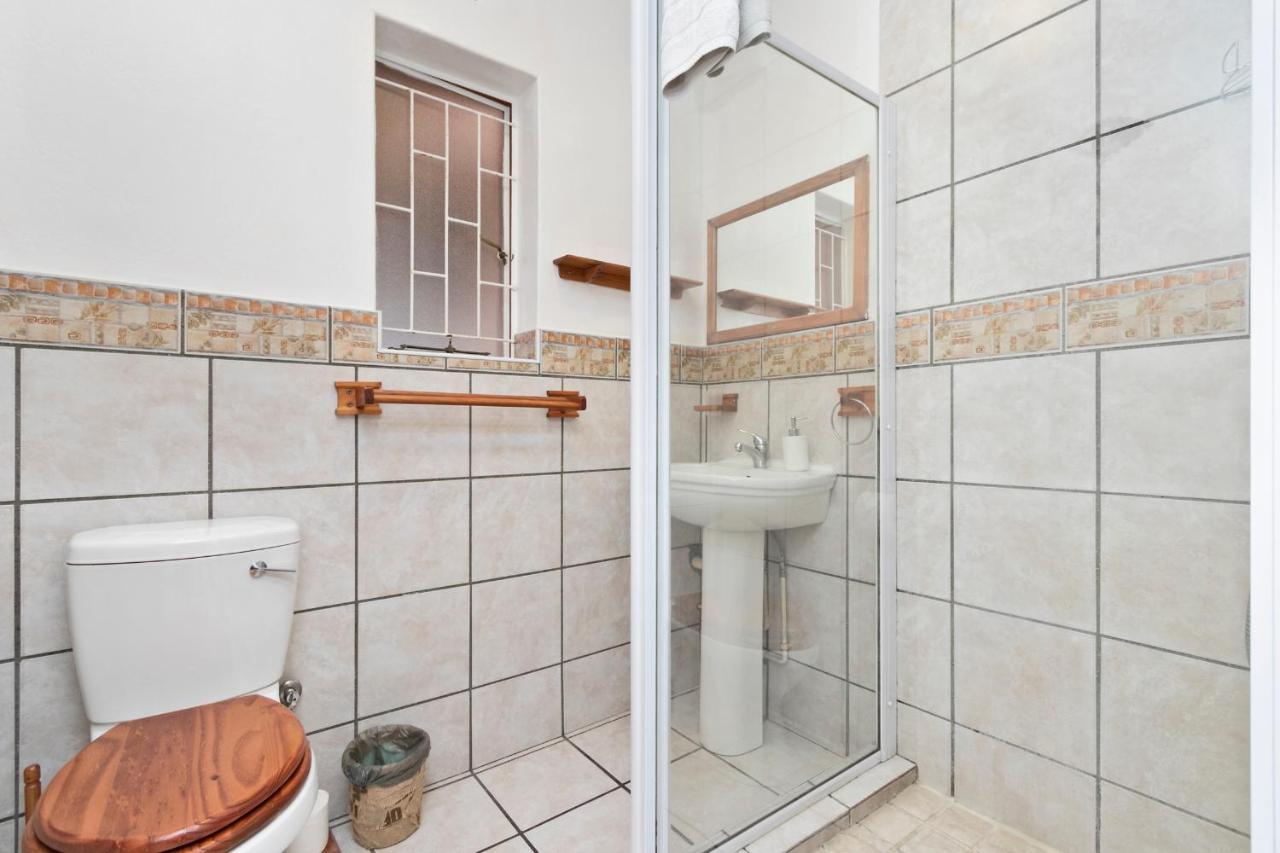 The Bohemian Guesthouse Cape Town Bagian luar foto