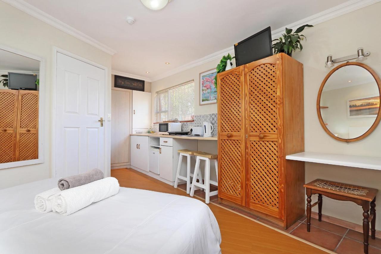 The Bohemian Guesthouse Cape Town Bagian luar foto