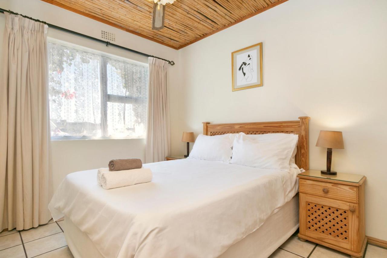 The Bohemian Guesthouse Cape Town Bagian luar foto