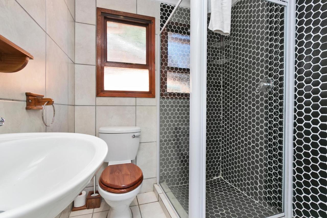 The Bohemian Guesthouse Cape Town Bagian luar foto