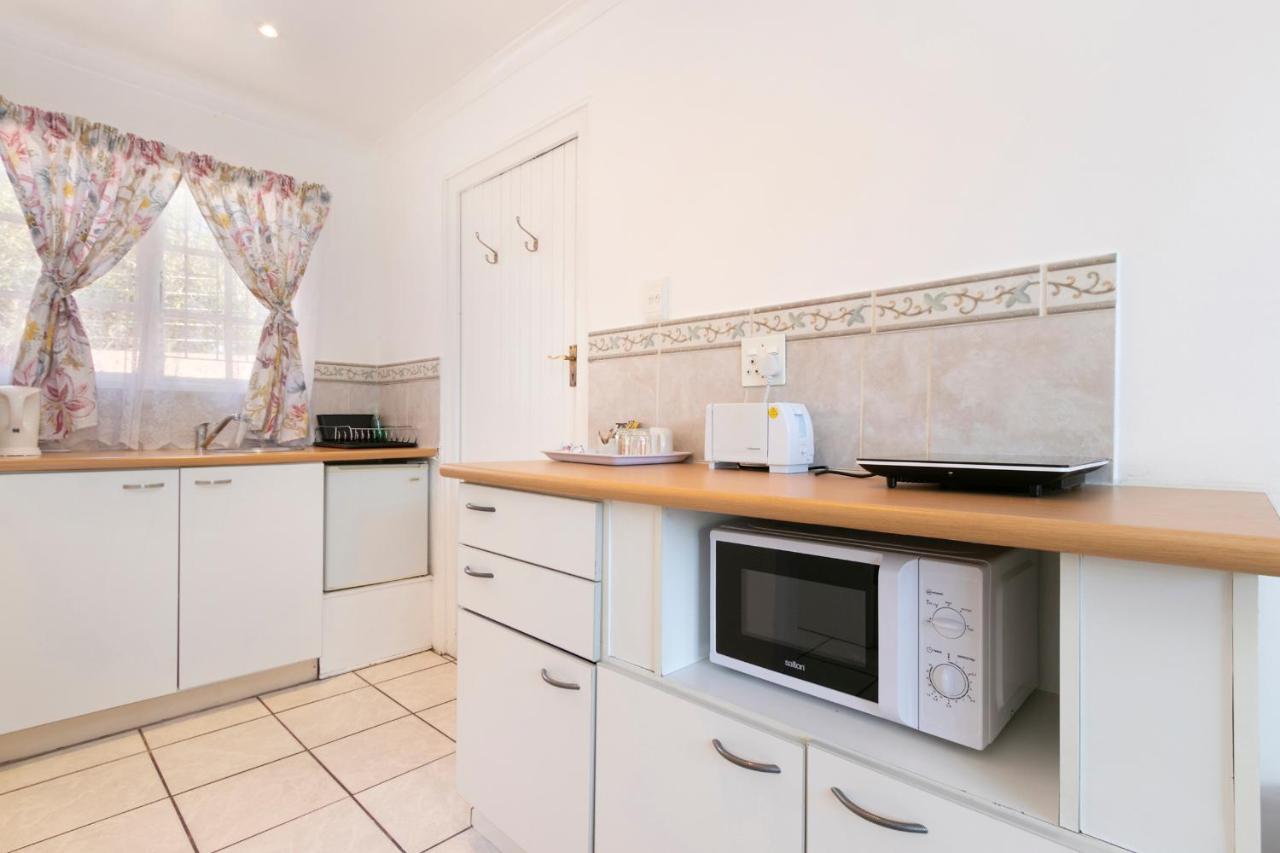 The Bohemian Guesthouse Cape Town Bagian luar foto