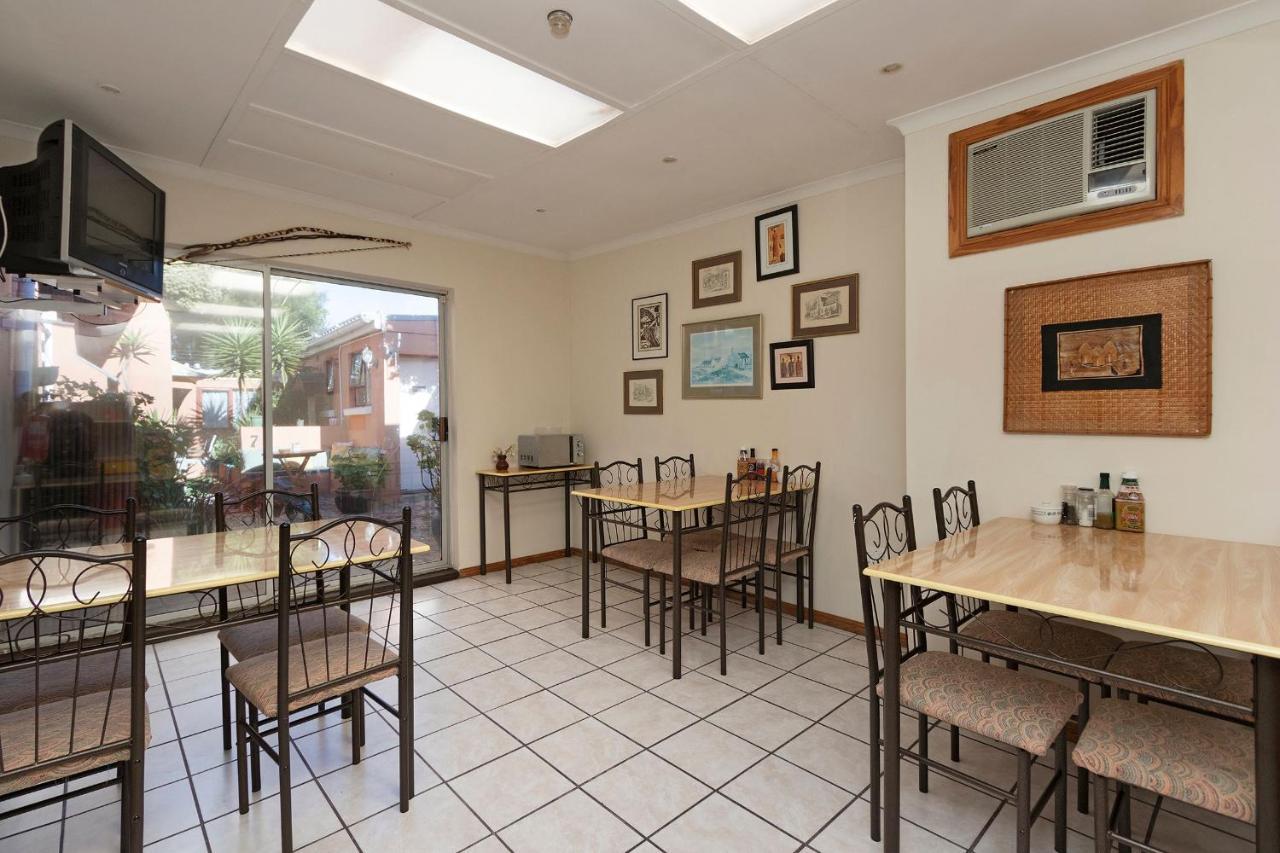 The Bohemian Guesthouse Cape Town Bagian luar foto